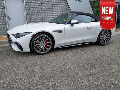 Used 2022 Mercedes-Benz SL 55 AMG 4MATIC image 1