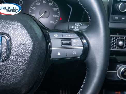 Used 2023 Honda Civic Sport image 28