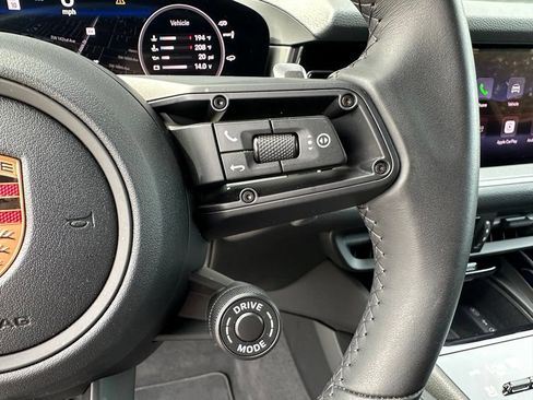 Certified 2026 Porsche Cayenne S AWD/4WD image 26