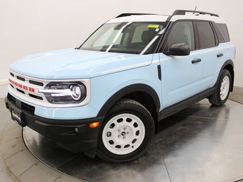 Used 2023 Ford Bronco Sport Heritage w/ Heritage Convenience Package AWD/4WD image 3