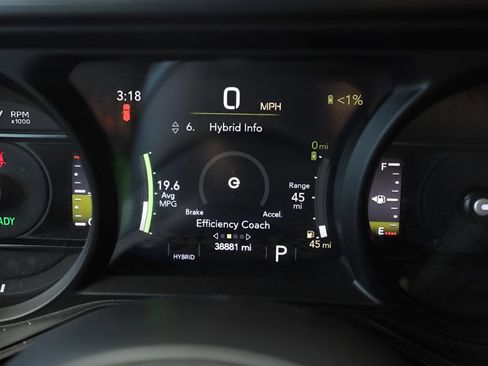 Used 2024 Jeep Wrangler Unlimited w/ Convenience Group AWD/4WD image 36