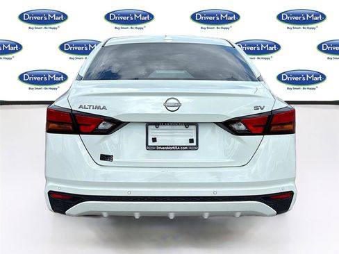 Used 2023 Nissan Altima 2.5 SV FWD image 6