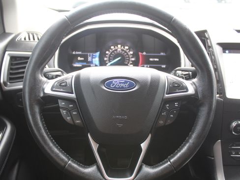 Used 2019 Ford Edge SEL w/ Equipment Group 201A AWD/4WD image 15