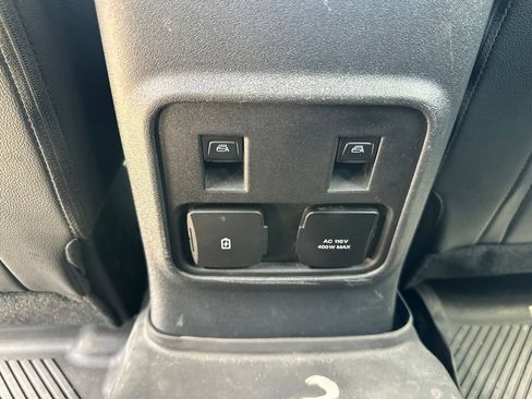 Used 2023 Ford Bronco Wildtrak AWD/4WD image 24