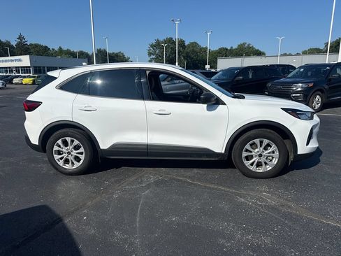 Used 2025 Ford Escape Active w/ Tech Pack #1 FWD image 5