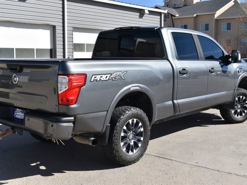 Used 2016 Nissan Titan PRO-4X w/ Pro-4x Convenience Package AWD/4WD image 5