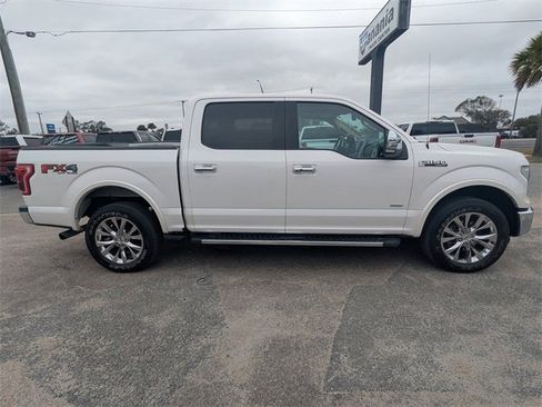 Used 2015 Ford F150 Lariat w/ Equipment Group 502A Luxury image 3