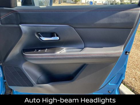 New 2026 Nissan Kicks SR FWD image 11