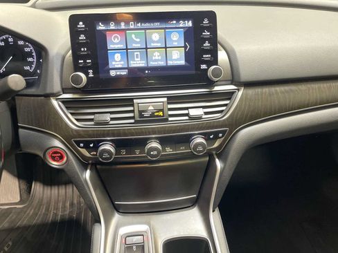 Used 2022 Honda Accord Touring image 16