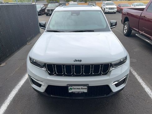 Used 2024 Jeep Grand Cherokee Limited 4xe AWD/4WD image 6