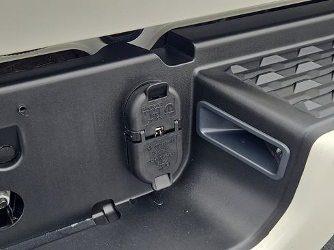 Used 2024 RAM 2500 Laramie image 5