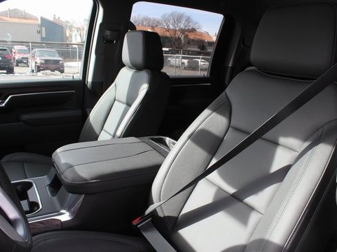 New 2026 GMC Sierra 3500 SLT w/ SLT Premium Package image 2