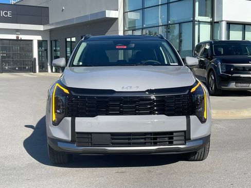 New 2026 Kia Sportage AWD Hybrid image 2