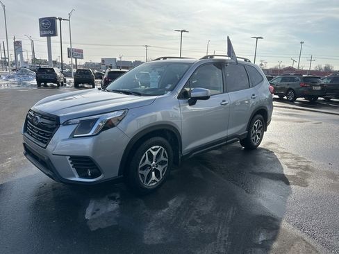 Certified 2024 Subaru Forester Premium image 3