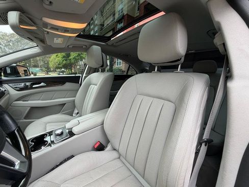 Used 2014 Mercedes-Benz CLS 550 image 42