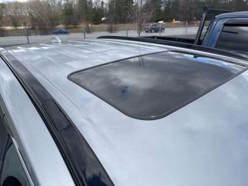 Used 2019 Toyota RAV4 XLE image 8