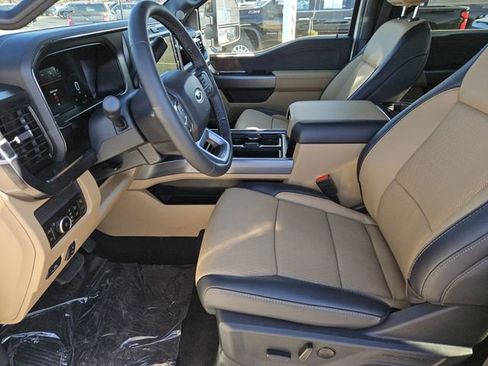 New 2026 Ford F250 Lariat w/ FX4 Off-Road Package image 24