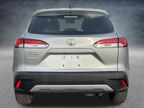 Used 2024 Toyota Corolla Cross L image 19