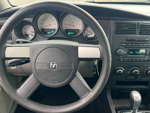 Used 2006 Dodge Charger SE image 12