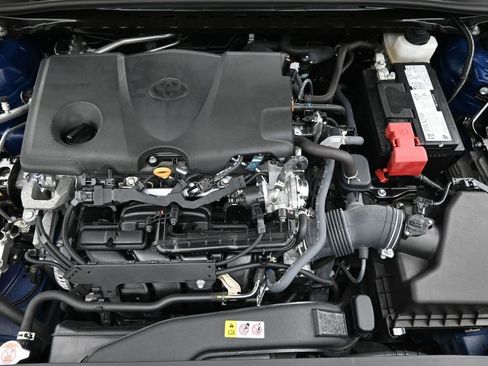 Used 2023 Toyota Camry SE w/ Cold Weather Package image 31