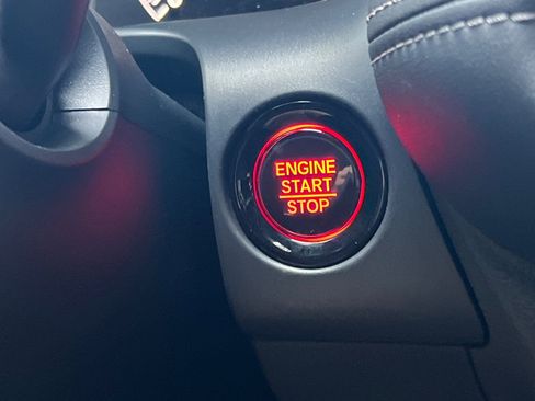 New 2026 Honda HR-V EX-L image 18