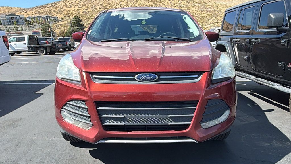 Used 2016 Ford Escape SE AWD/4WD image 2
