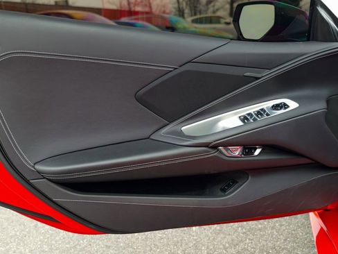 Used 2022 Chevrolet Corvette Stingray Convertible w/ 1LT image 26