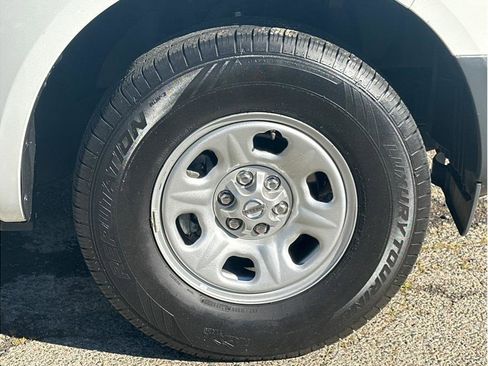 Used 2016 Nissan Frontier S image 10