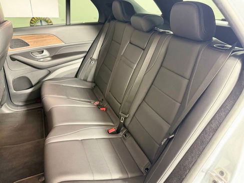 Used 2025 Mercedes-Benz GLE 350 4MATIC image 15