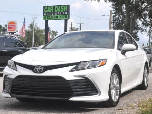 Used 2021 Toyota Camry LE FWD image 2