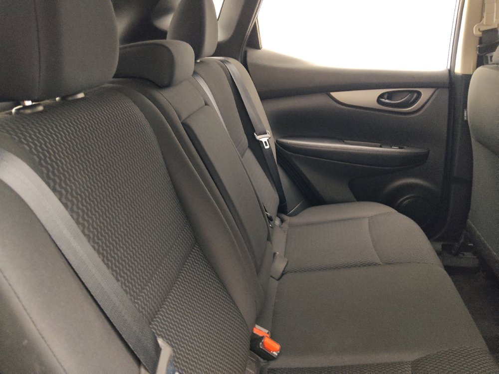 Used 2019 Nissan Rogue Sport S FWD image 19
