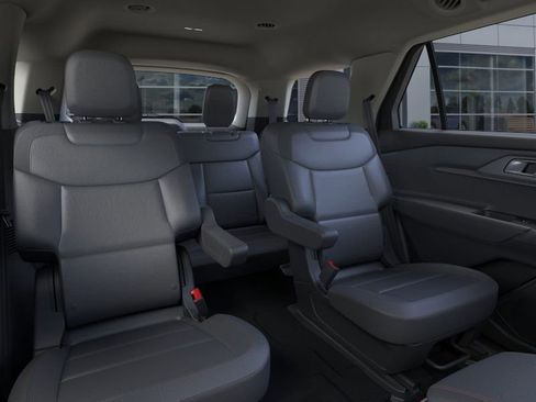 New 2025 Ford Explorer Active w/ Active Comfort Package image 10