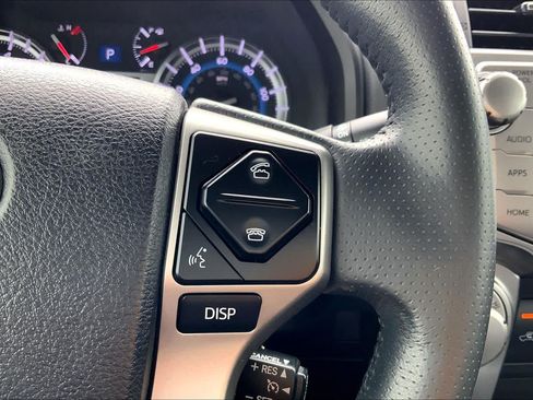 Used 2018 Toyota 4Runner SR5 Premium RWD image 23