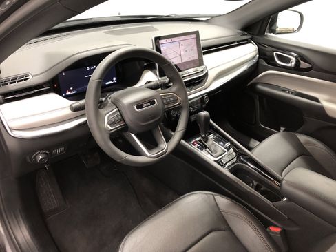 Certified 2024 Jeep Compass Limited w/ Elite Group image 14