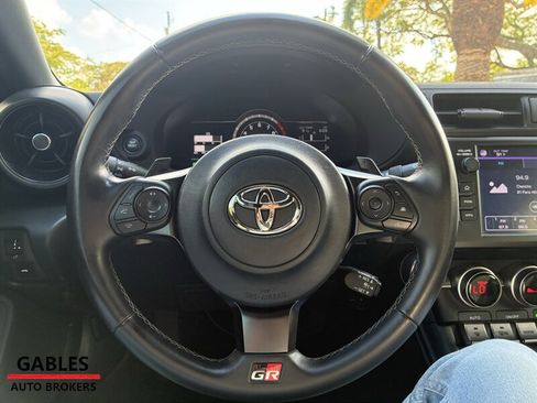 Used 2024 Toyota GR86 image 14