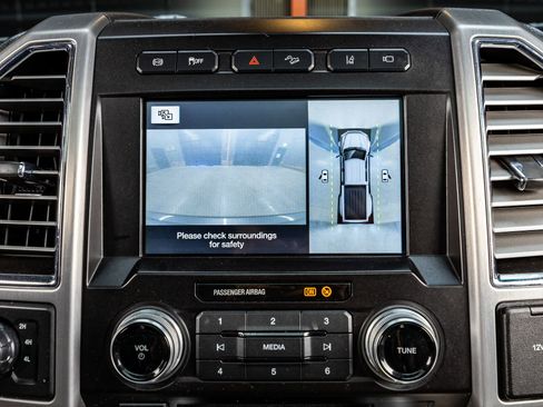 Used 2017 Ford F350 Platinum w/ Platinum Ultimate Package image 26