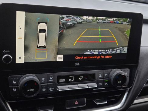 Used 2026 Toyota Grand Highlander AWD Hybrid image 18