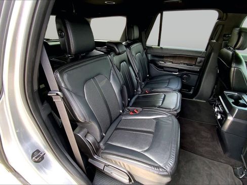 Used 2020 Ford Expedition Limited RWD image 14