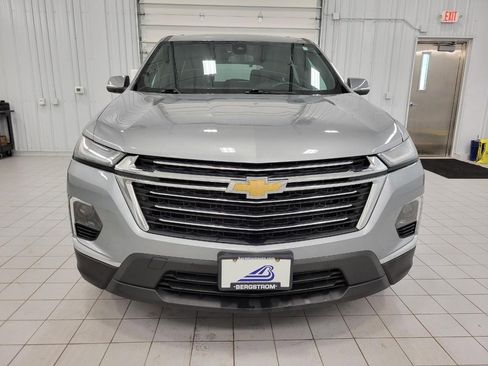 Used 2023 Chevrolet Traverse LT image 13