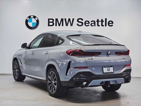 New 2026 BMW X6 xDrive40i w/ Executive Package image 4