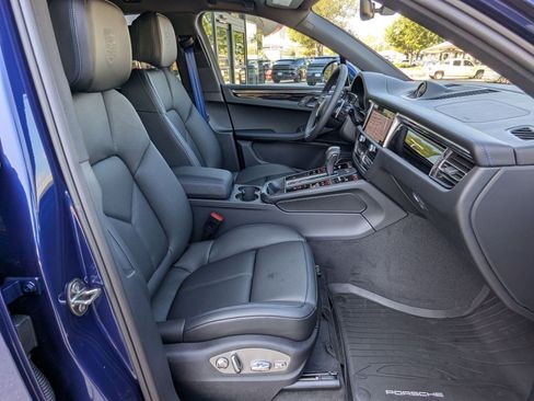 New 2026 Porsche Macan image 25