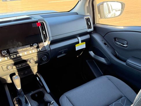 New 2026 Nissan Frontier SV w/ SV Convenience Package RWD image 9