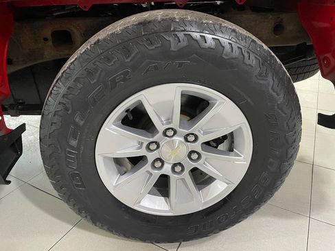 Used 2021 Chevrolet Silverado 1500 Custom image 12