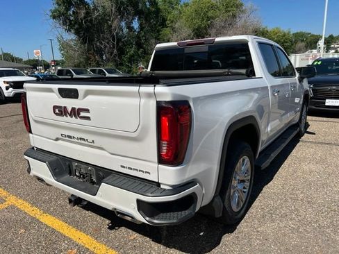 Used 2022 GMC Sierra 1500 Denali w/ Driver Alert Package II AWD/4WD image 8