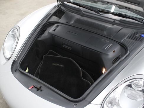 Used 2005 Porsche Boxster image 24