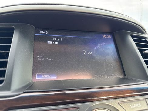 Used 2015 Nissan Pathfinder Platinum w/ Family Entertainment Package image 31