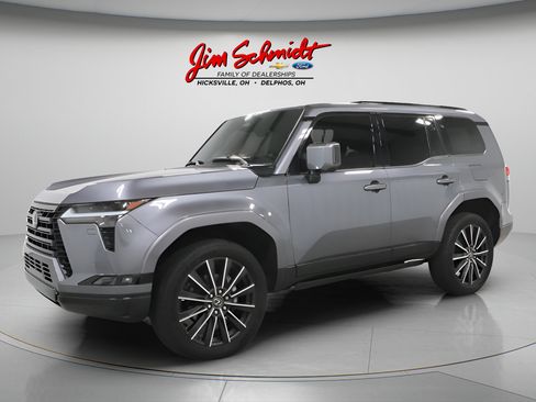 Used 2025 Lexus GX 550 w/ Accessory Package (2T) AWD/4WD image 2