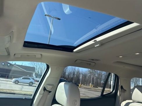 Used 2020 GMC Acadia Denali w/ Denali Ultimate Package image 21