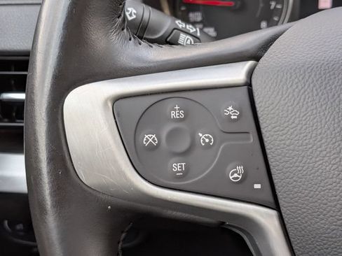 Used 2022 GMC Terrain SLT w/ Infotainment Package II FWD image 28