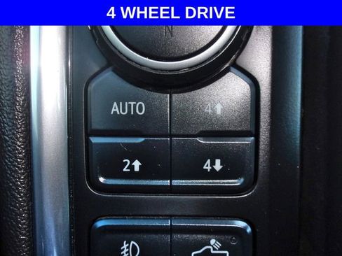 Used 2022 Chevrolet Silverado 1500 LTZ w/ LTZ Premium Package image 11